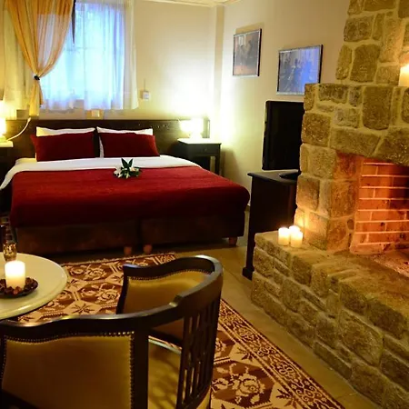 Hotel Uranodromies 2*