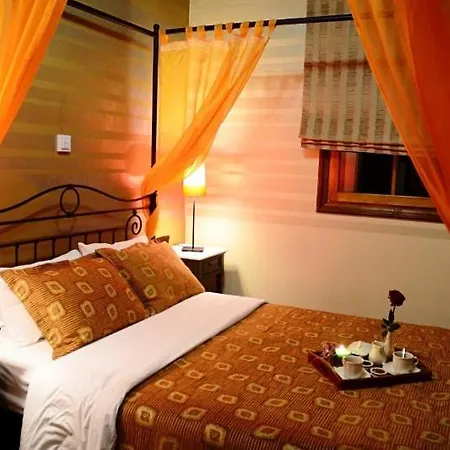 Hotel Uranodromies 2*