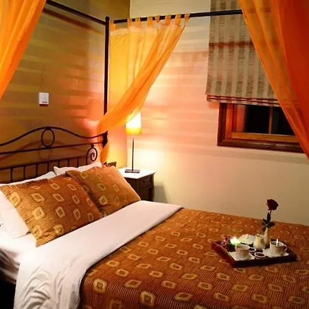 Hotel Uranodromies 2*